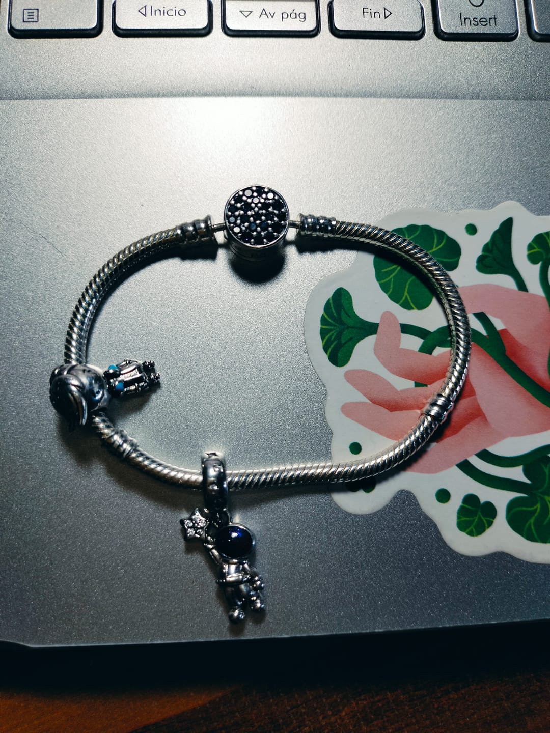Customer photo review of Pulsera Zirconias