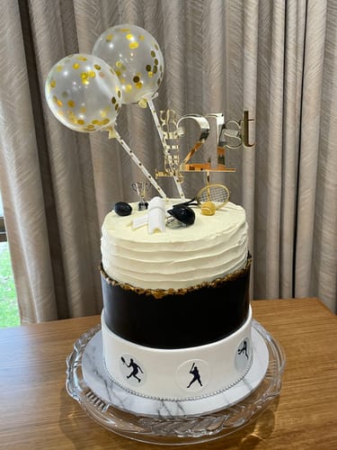 Customer photo review of 15 x 5 cm Pre-cut Standard Cupcake Custom Edible Icing Images