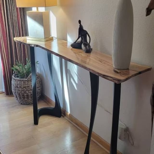 Customer photo review of Counter Table Legs 605 Uzar 34H for Live Edge Tabletop