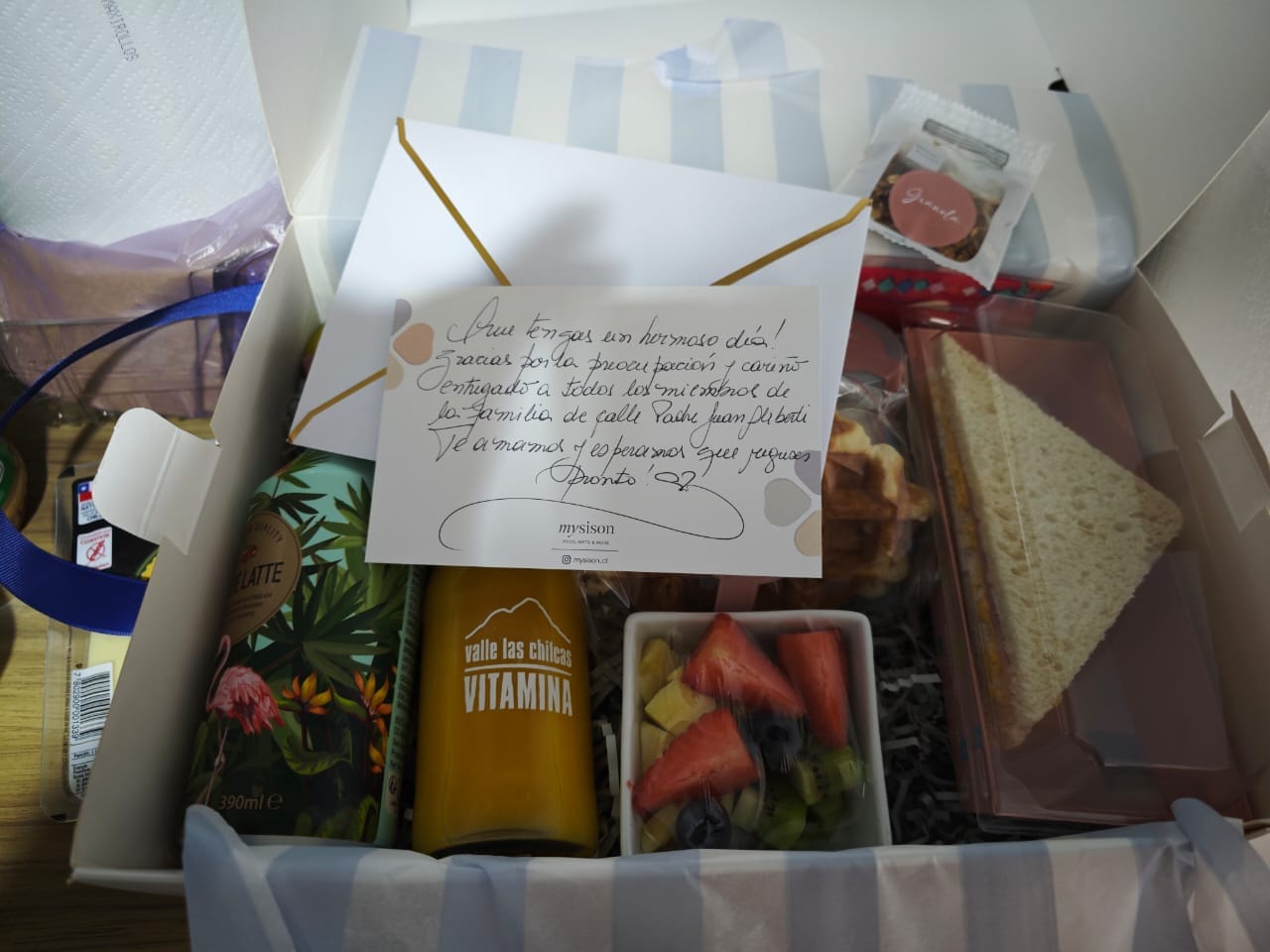 Customer photo review of Box Café Latte