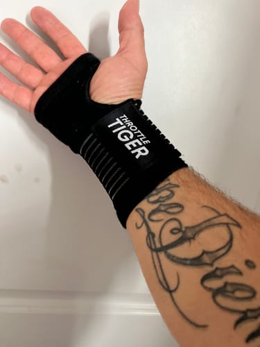 Customer photo review of Motorcycle Wrist Support - Ride Without Wrist Pain