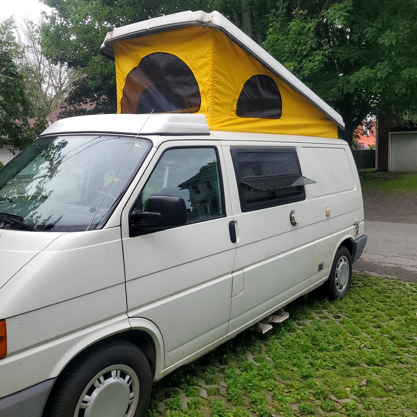 Customer photo review of VW T4 EuroVan Weekender 3-window Pop-Top canvas SWB