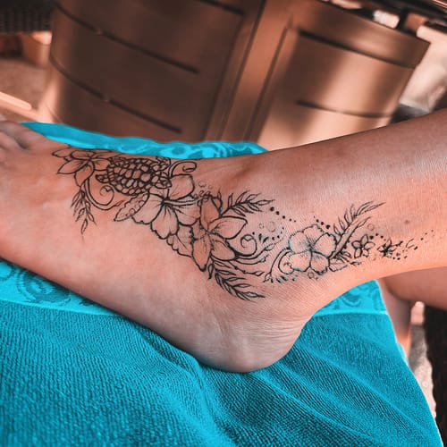 Customer photo review of 4 Ounce Bottle of Fresh Jagua tattoo Gel