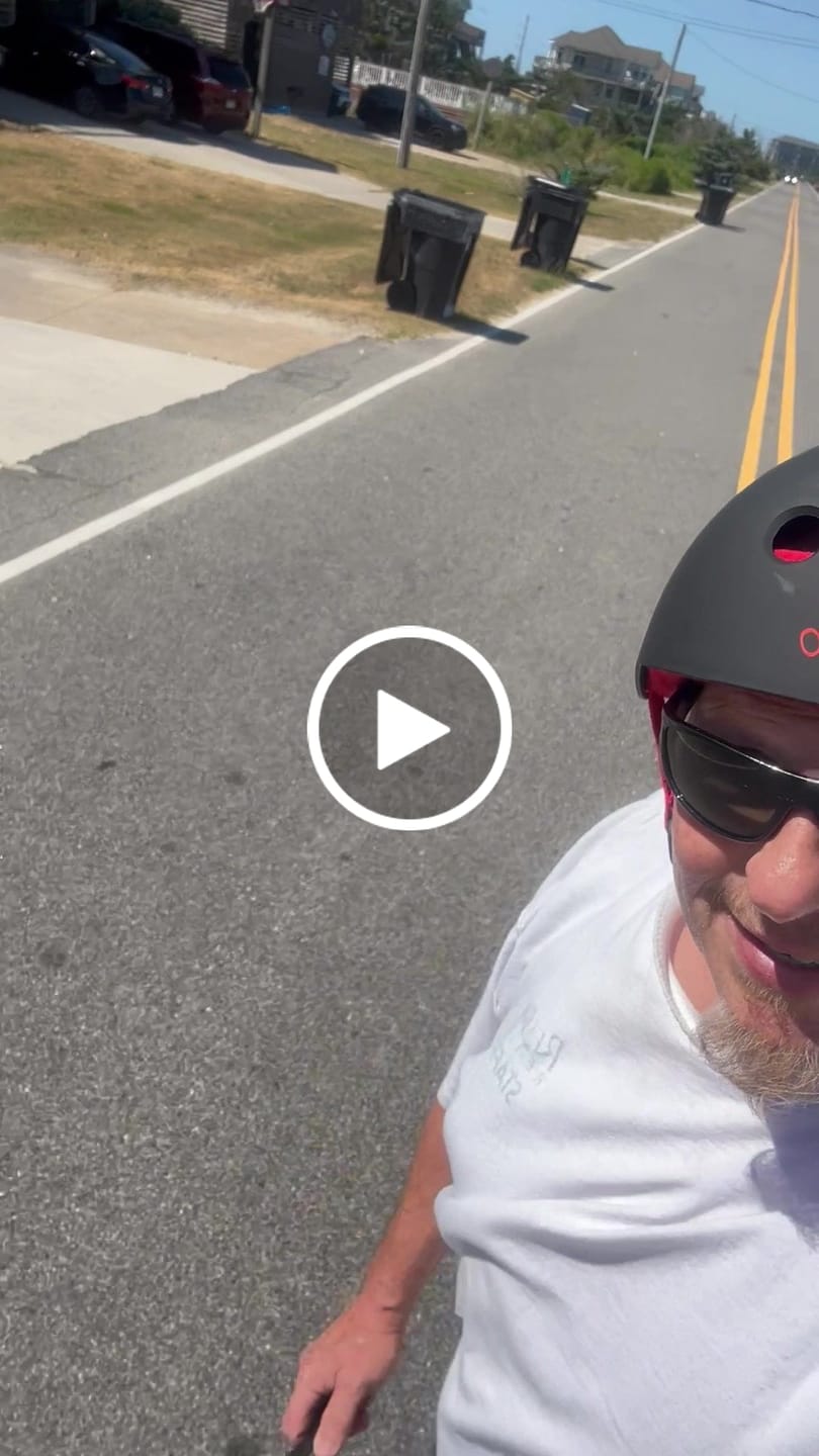 Customer video review of Backfire G2 Black Electric Skateboard