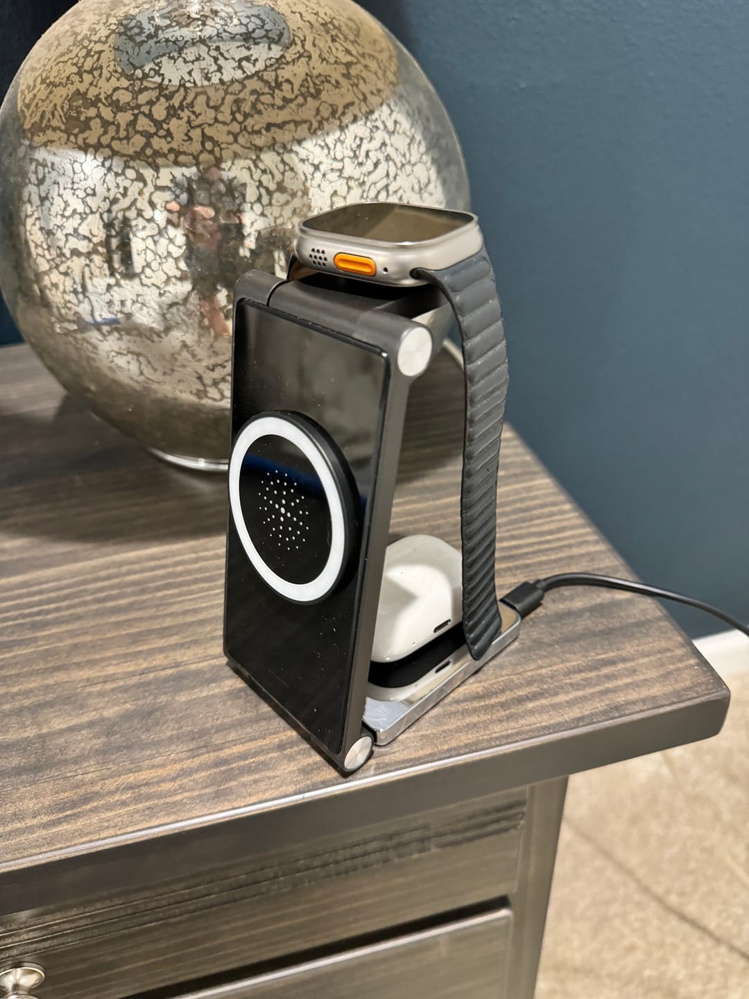 Customer photo review of PASSPORT - WIRELESS CHARGING STATION