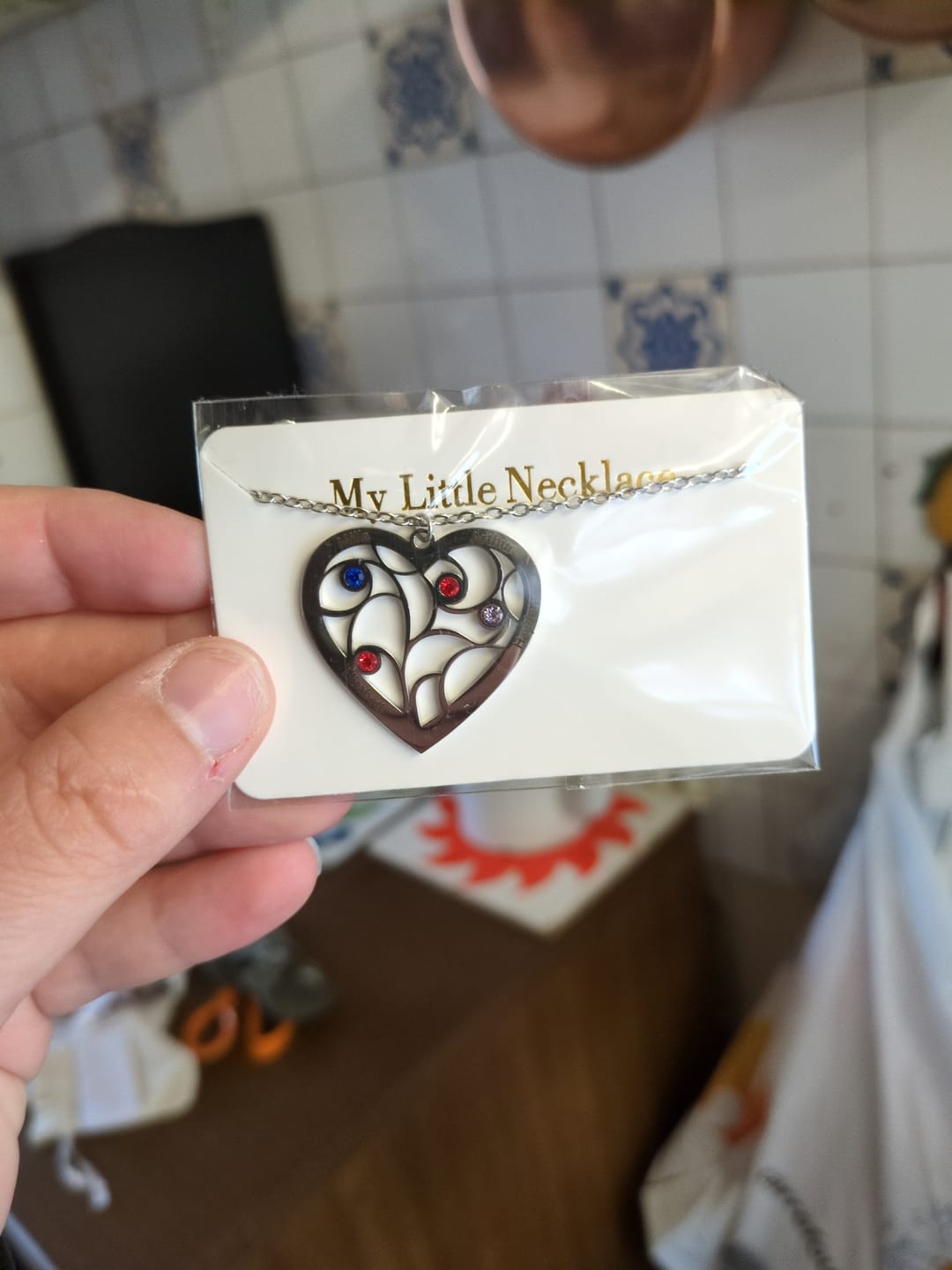 Customer photo review of Collier Coeur et Pierre de Naissance