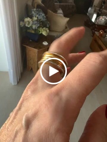 Customer video review of Anel Luxo Imperial Banhado em Ouro 18K