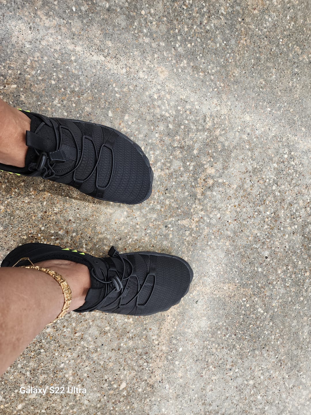 Customer photo review of Caspian Adventure - Outdoor & Non-slip Barefoot Shoes