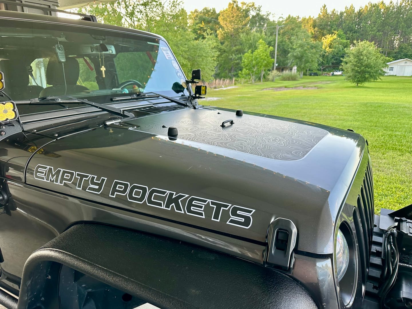 Customer photo review of Wrangler JK Hood Graphic | Black Topo