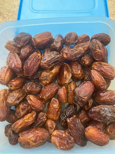Customer photo review of Soft Rutab Medjool Dates