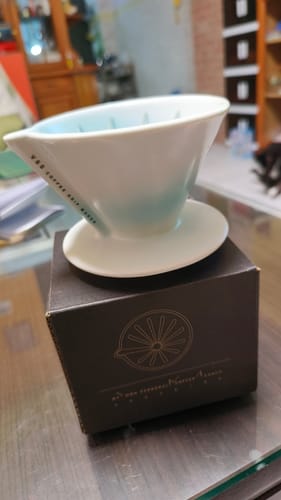 Customer photo review of V60 Ceramic Pour Over Coffee Dripper with Sharing Pot - MUVNA