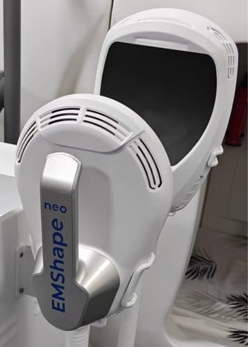 Customer photo review of EMShape® Neo Plus Body Sculpt Machine 5 in 1
