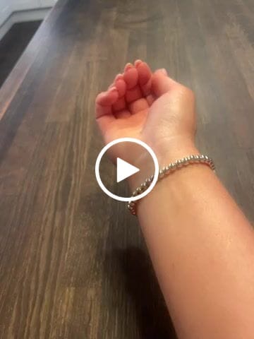 Customer video review of Custom Friendship Bracelet Gold - Gold & White