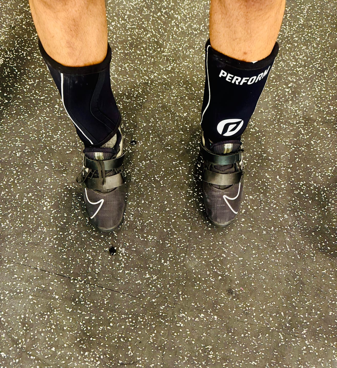 Customer photo review of PRO KNEE SLEEVES