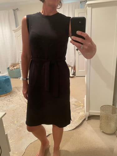 Customer photo review of Spanx Air Essentials Sleeveless Tank Dress - Very Black