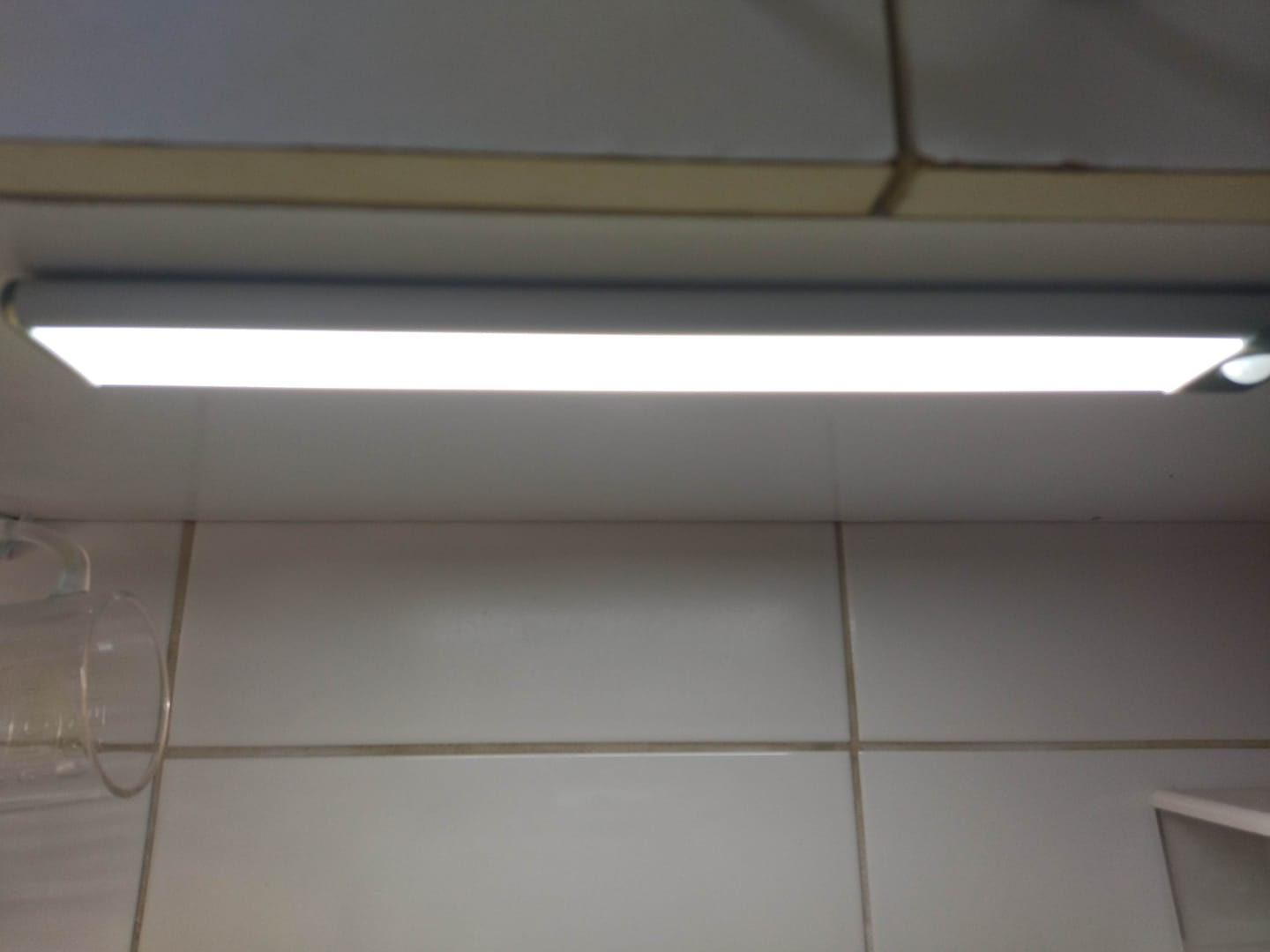 Customer photo review of Barra con Sensor Recargable - USB Luz Fría