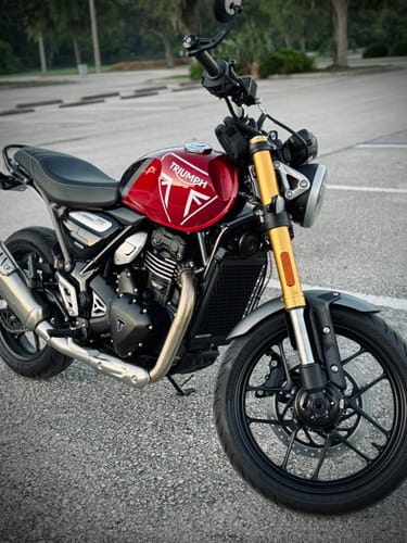 Customer photo review of Triumph Speed 400 Radiator Guard