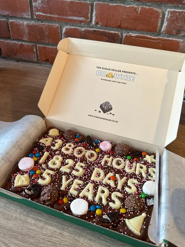 Customer photo review of Mega custom message birthday brownie