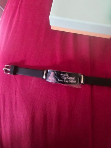 Customer photo review of Custom Photo I'm Always With You - Memorial Gift For Family, Friend - Personalized Engraved Bracelet