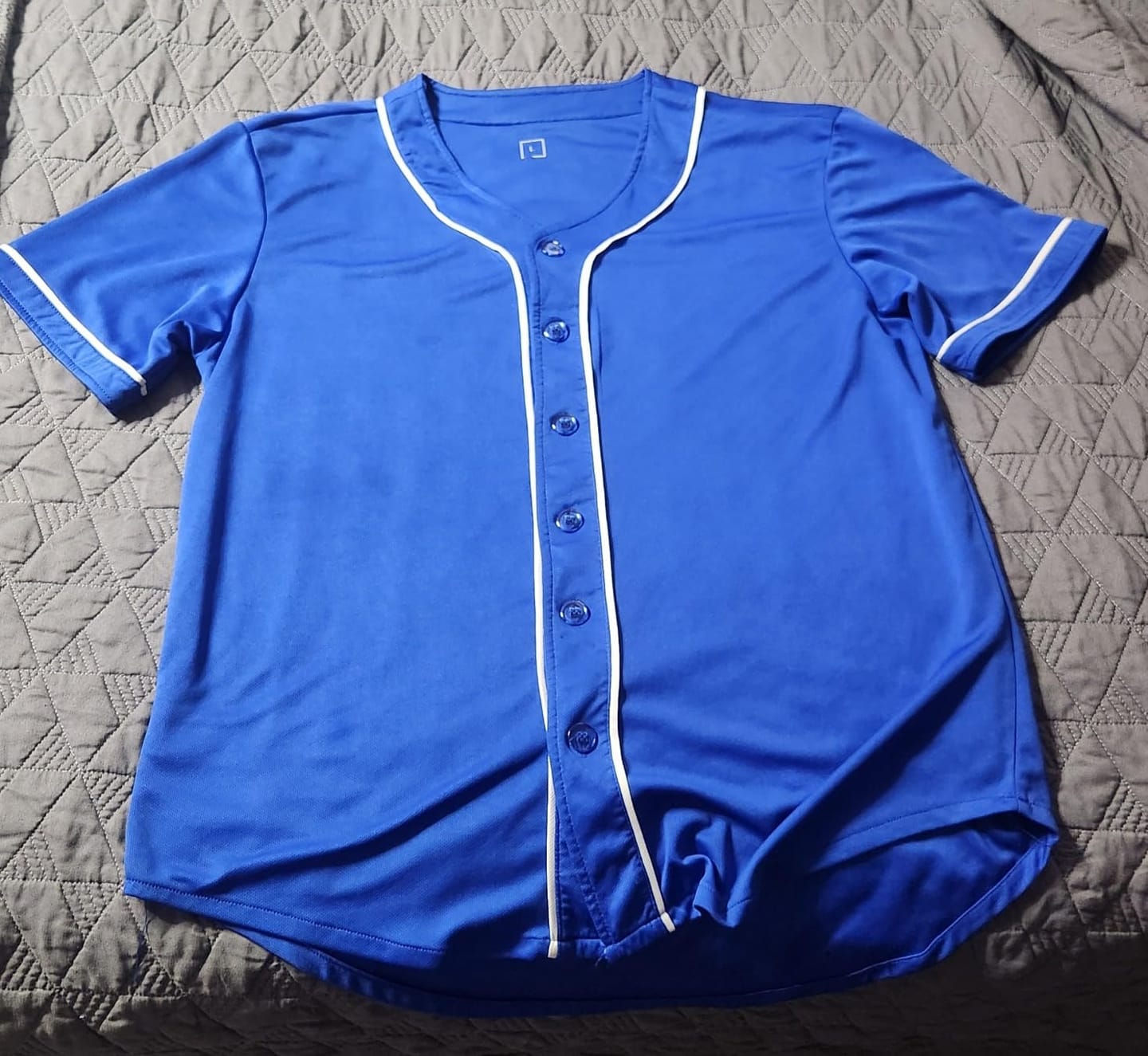 Customer photo review of Custom Royal Full Button Down Mesh Fans Special Edition Authentic Baseball Jersey