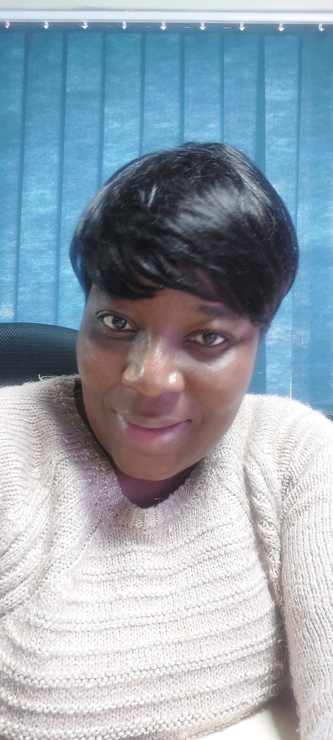 Customer photo review of Brazilian Pixie Wig - Straight
