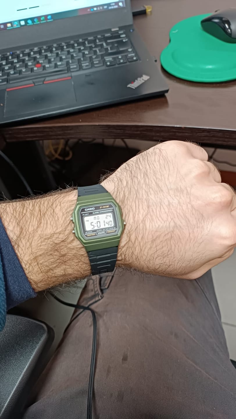 Customer photo review of Reloj Casio Vintage F-91WM-3ADF Verde/Negro