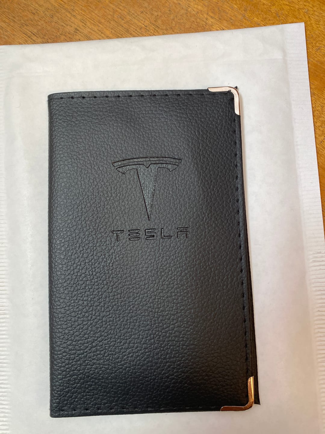 Customer photo review of Porte Carte Grise Tesla