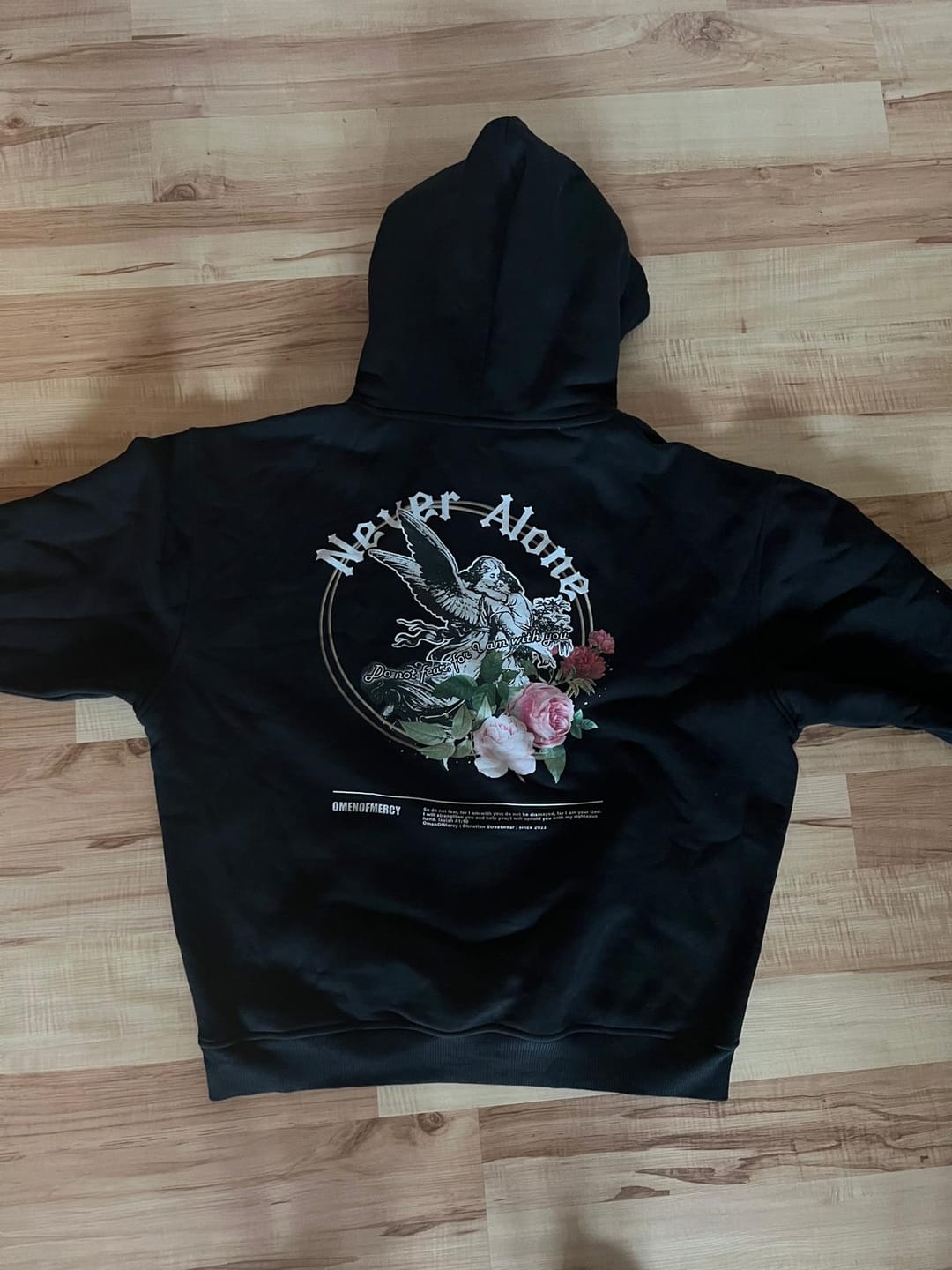 Customer photo review of OVERSIZED HOODIE - NEVER ALONE