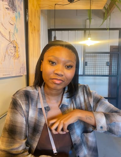 Customer photo review of Peruvian Lace Front Wig