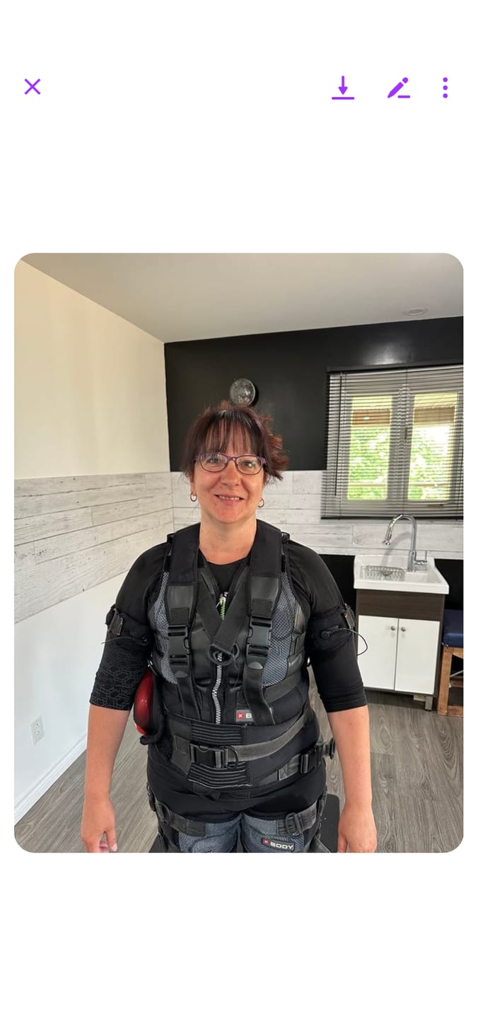 Customer photo review of X-BODY ÉLECTROFITNESS COURS DE GROUPE