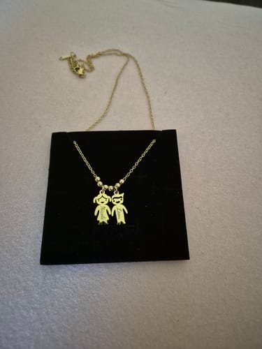 Customer photo review of Ogrlica: Family Bond