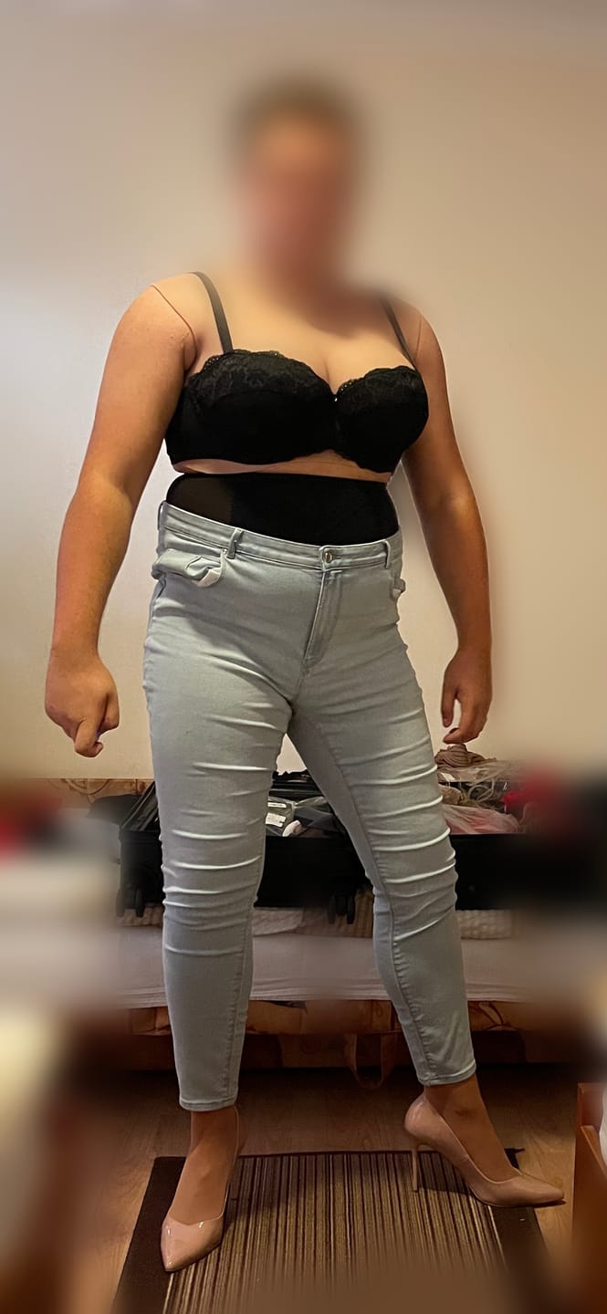 Customer photo review of The 9th Generation of No-oil Flocking + Floating Point Bloodshot Design Silicone Breast Form