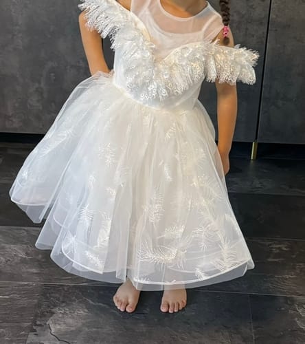 Customer photo review of Flower Girl Dresses Baby Girl Elegant Sleeveless Mesh Princess Christening Dress