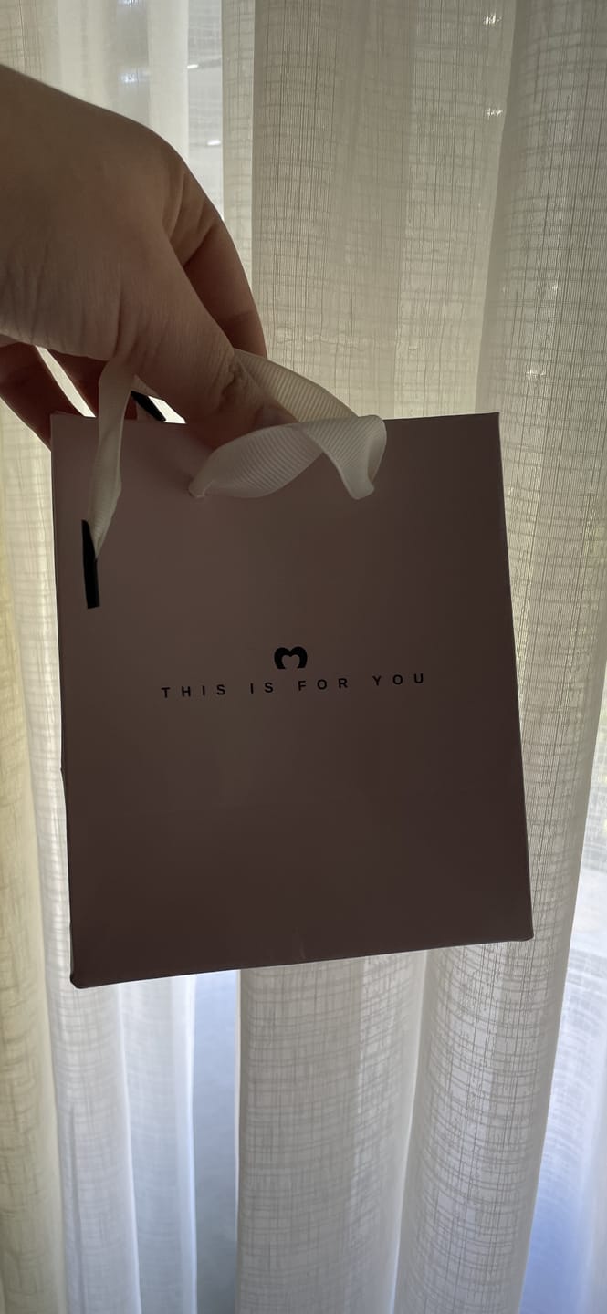 Customer photo review of Bolsita Especial Regalo - This Is For You