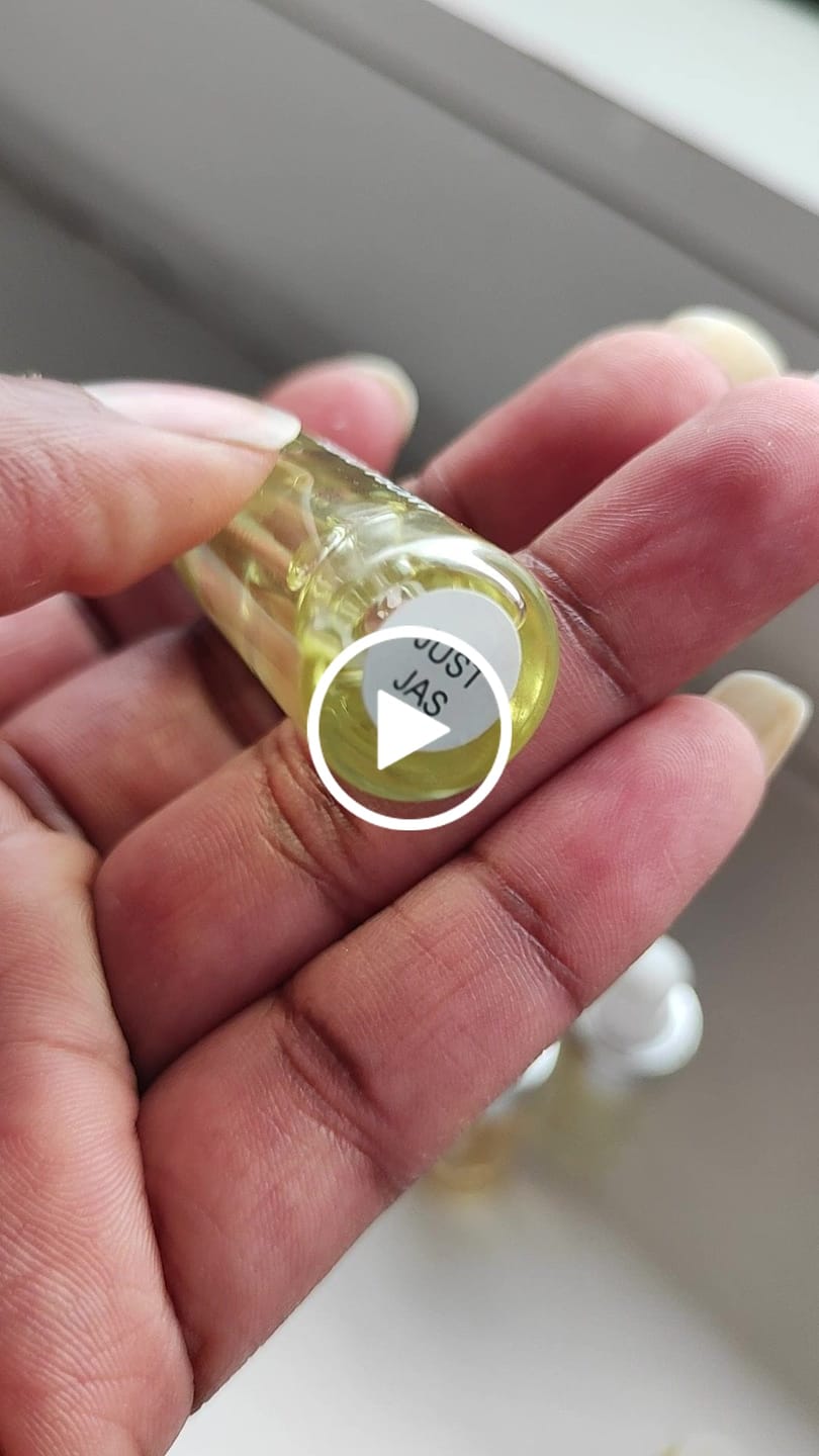 Customer video review of Bby Powder 5ML Fine Perfume Oil