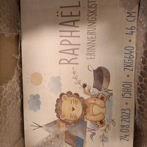 Customer photo review of Personalisierte Erinnerungskiste Regenbogen