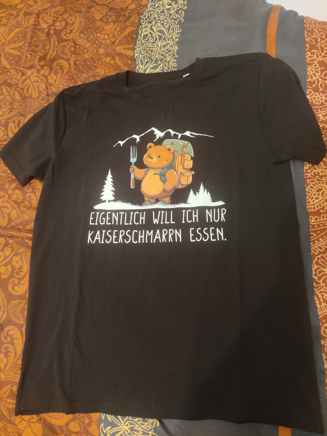 Customer photo review of Kaiserbär Premium T-Shirt Unisex