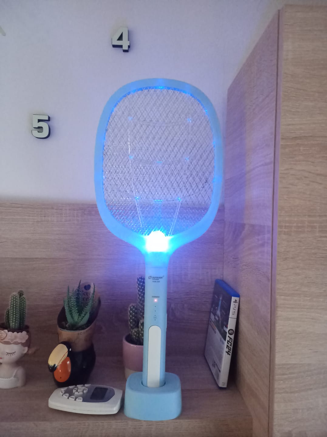 Customer photo review of (2 Pezzi) - Racchette Zanzare Elettriche Ricaricabili 2 in 1 Lampada Led Fulmina Insetti