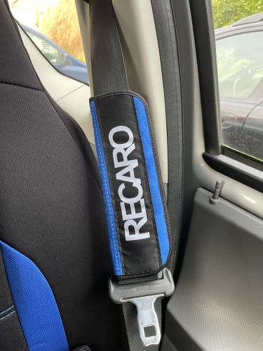 Customer photo review of Recaro Comfort Seat Belt Cover
