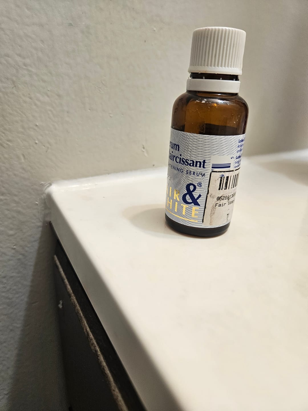 Customer photo review of Fair and White Original Brightening Serum 30 ml / 1 fl oz