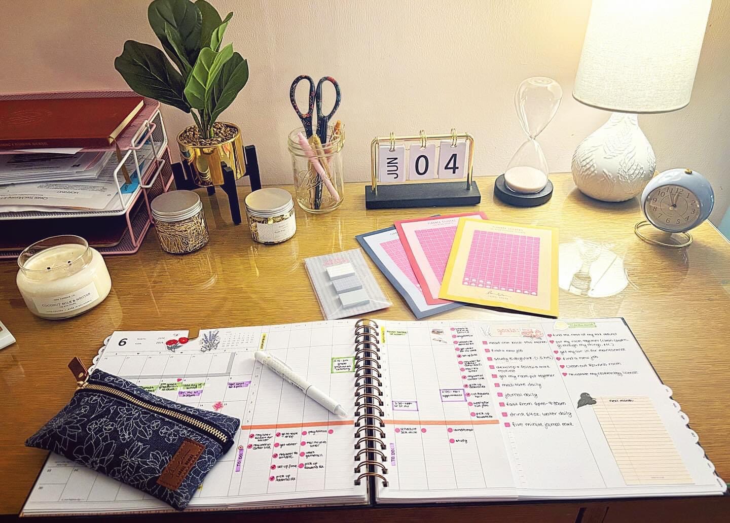 Customer photo review of Elastic Pen Pouch, Hidden Blue
