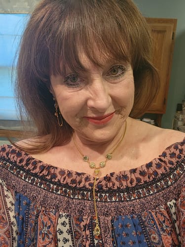 Customer photo review of Portofino Lariat Necklace