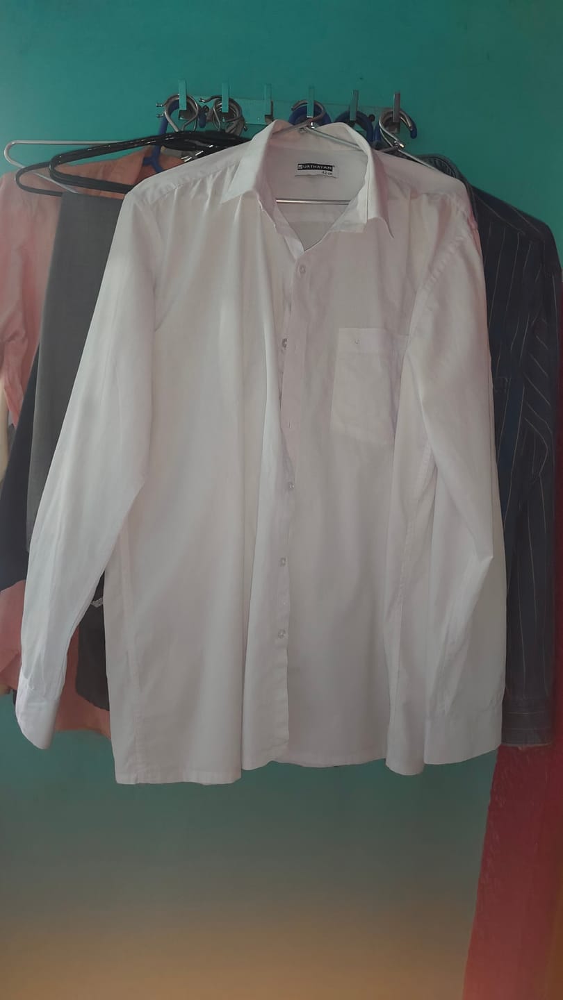 Customer photo review of Uathayam Snow Field 100%Cotton Formal White Shirt For Men