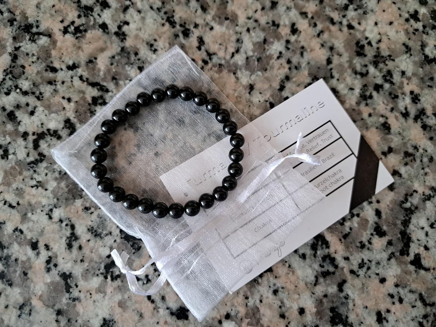Customer photo review of Turmalin (Schörl) Edelstein Armband aus echtem Naturstein