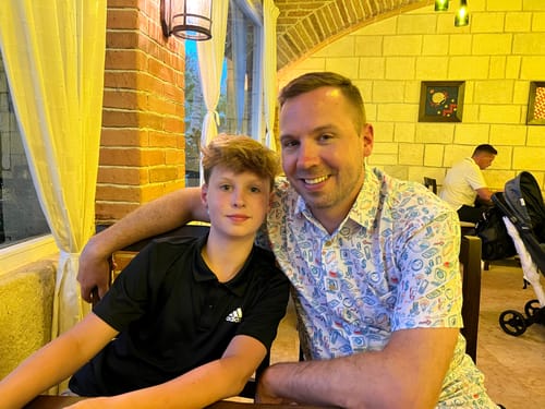 Customer photo review of Super Stretch - The Compound Hawaiian Shirt