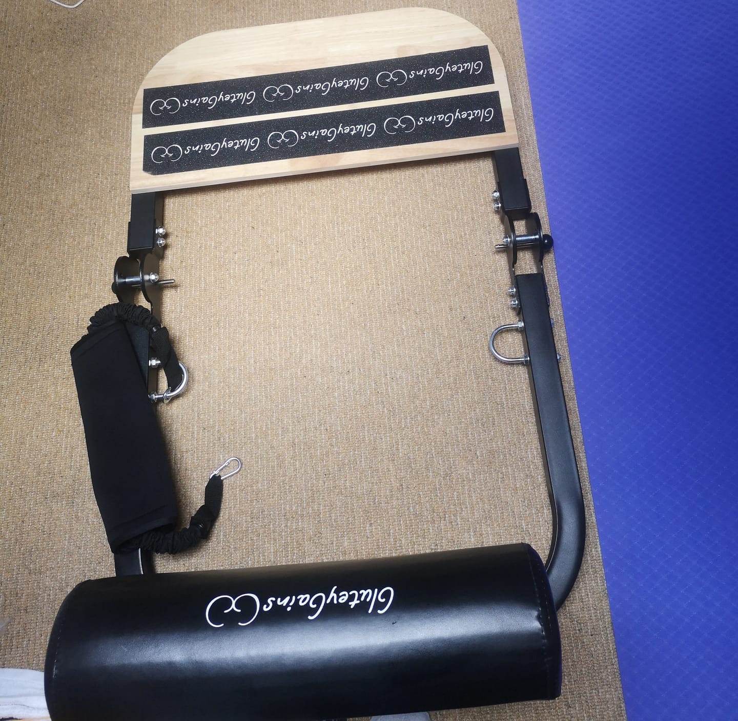 Customer photo review of GluteyGains Hip Thrust Machine