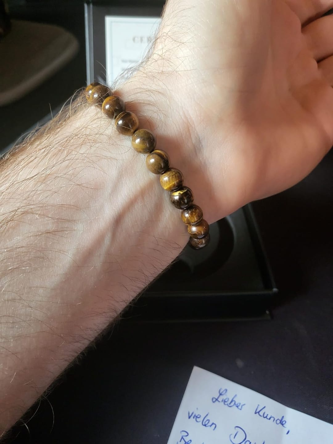 Customer photo review of Tigerauge Edelstein Herren Armband mit 14k vergoldeter Perle