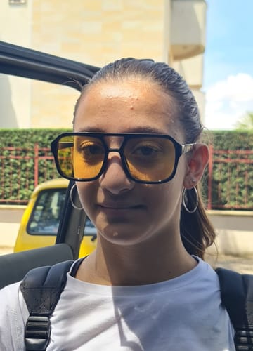 Customer photo review of GIA | Midnight