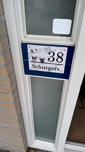Customer photo review of Huisnummer met marmerlook - Gepersonaliseerd deurbordje