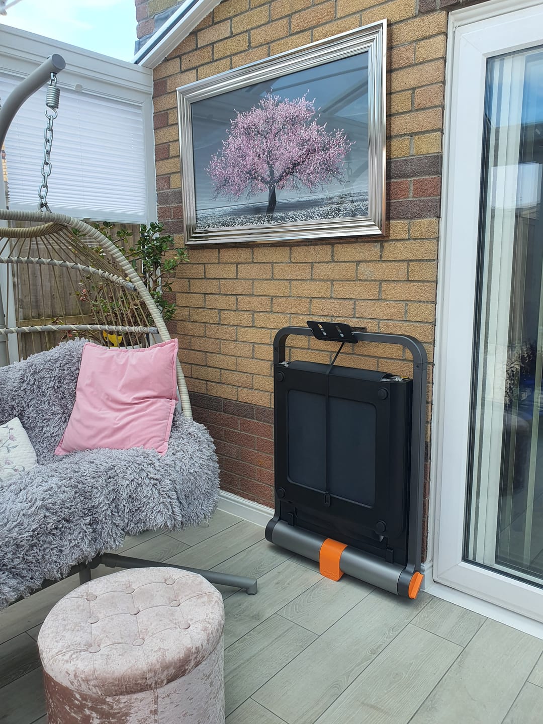 Customer photo review of ⚡WalkingPad MC11 Double-Fold Treadmill 7.5 MPH 242 lbs For UK
